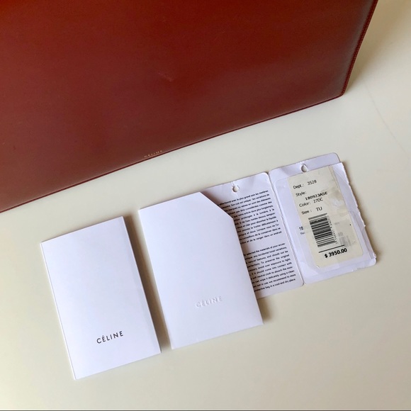 $3950 Mint CELINE Medium Clasp Bag in Red - Picture 7 of 10